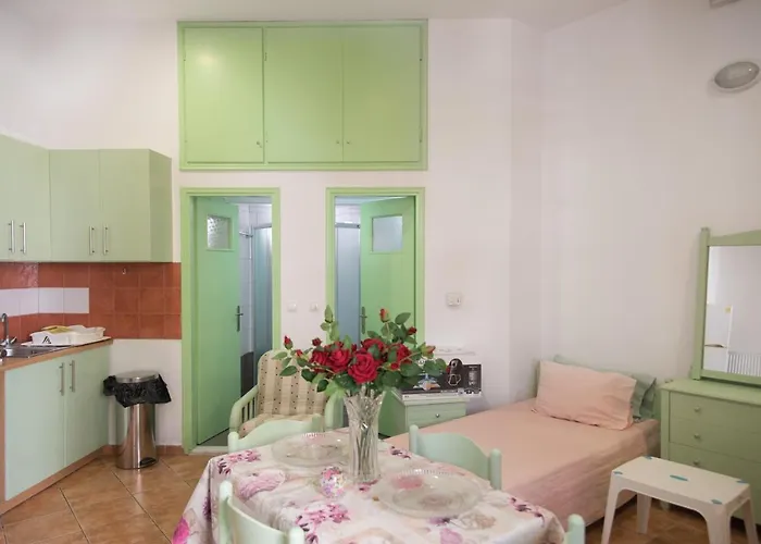 아파트 Stavros In