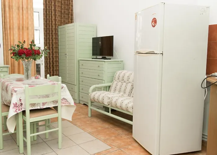 Stavros In 아파트 *